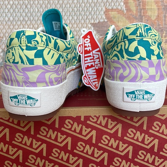 Vans Era Stacked
Wavy Daze Tile Blue
VNOA4BTOCES
WMNS Platforms - sneakers - Picture 14 of 16